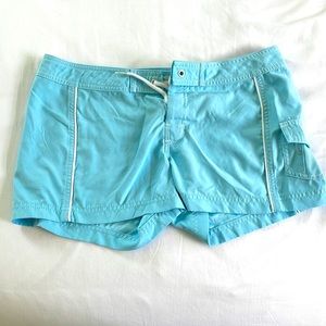 Tilt board shorts